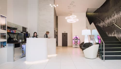 Point A Hotel Glasgow, Reception