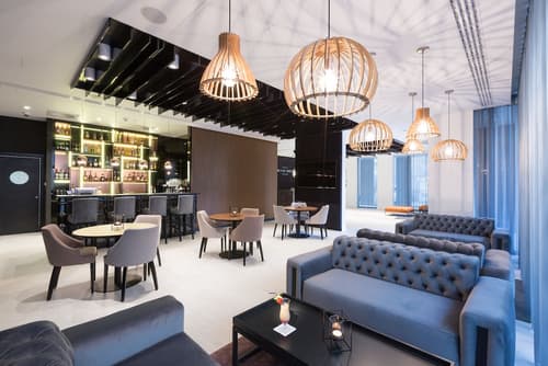 Grand Ascot Hotel, Primary image