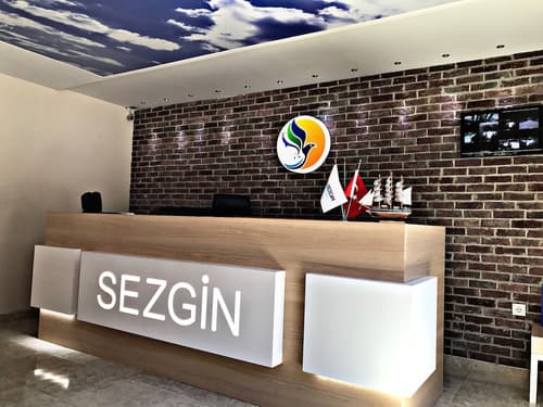 Sezgin Hotel, Reception