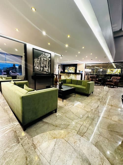 Laodikya Otel, Reception