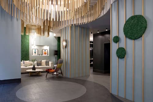 Central Hotel, Trademark Collection by Wyndham, Lobby