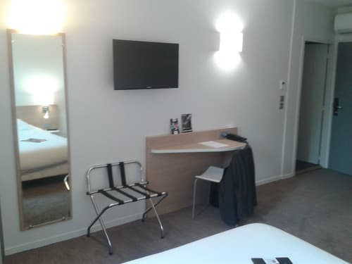 Brit Hotel Mâcon Centre Gare, Room