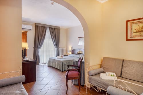 Colonna Palace Mediterraneo, Room