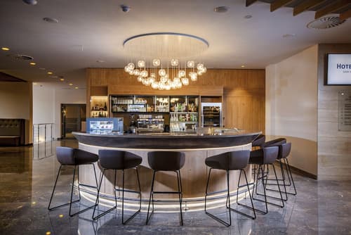 Hotel Park, Bar (on property)