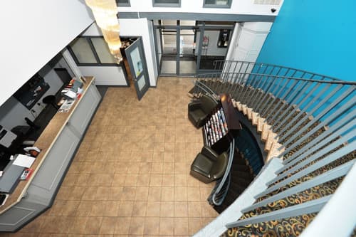 Hôtel Le Voyageur de Québec, Reception