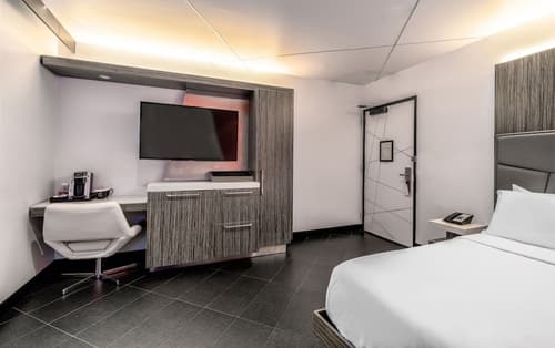 The Moment Hotel, Room