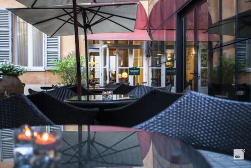 Palazzo Galletti Abbiosi, Interior entrance