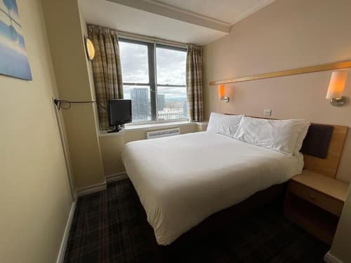 Britannia Inn Glasgow, Room
