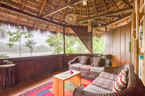 Socia/tel Amazon Tena, Primary image