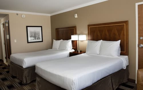 Hotel Executive Suites, Room