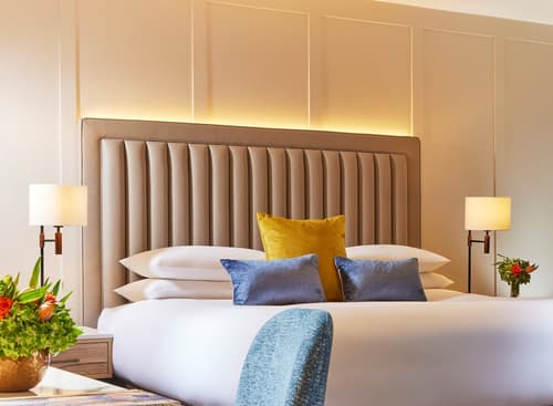 Westport Coast Hotel, Room