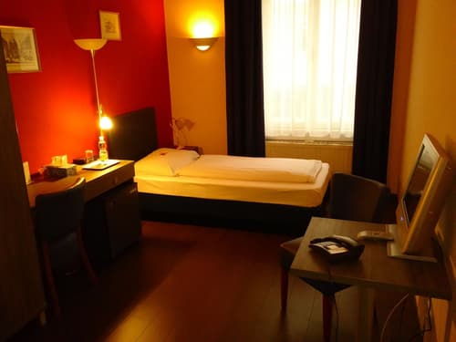 Hotel Pension Excellence, Room