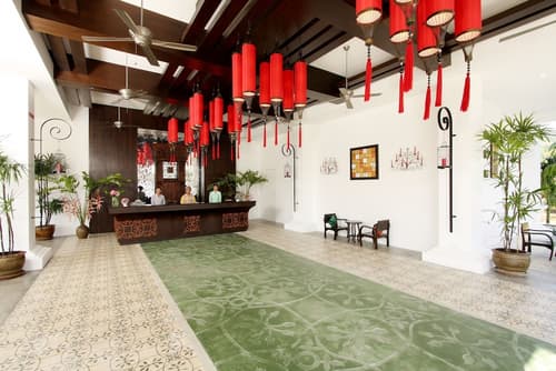 The Old Phuket - Karon Beach Resort, Reception