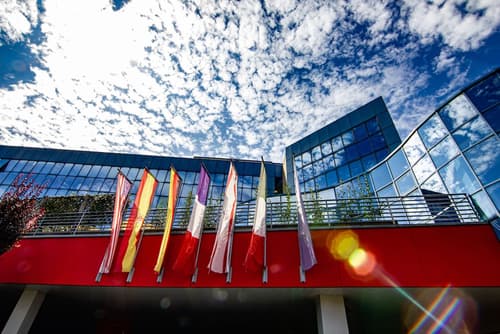 Tuscany Inn, Front of property