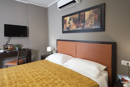 Quadra Key Easy Home In Florence, Room