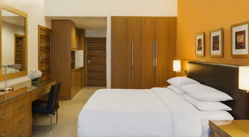 Four Points by Sheraton Bur Dubai, Room