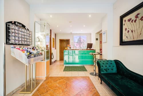 Astoria Salzburg, Reception