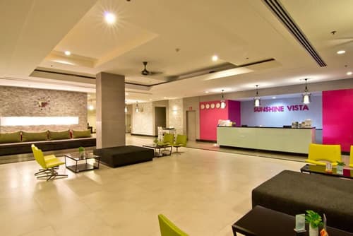 Sunshine Vista, Lobby sitting area