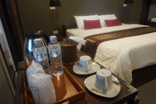 Duangdren Place, Room