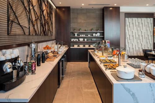 AC Hotel by Marriott Boston Downtown, Private kitchen