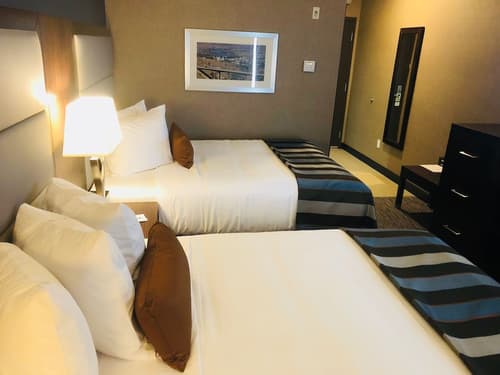 Wingate by Wyndham Kamloops, Room