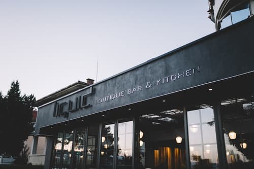 SU Hotel, Bar (on property)