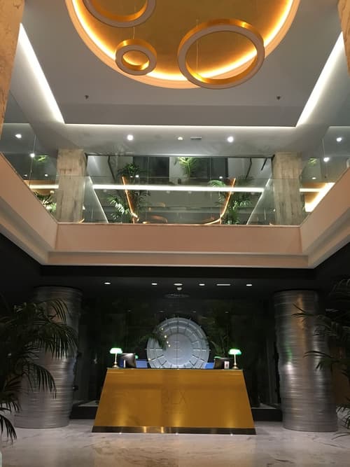 Design Plus Bex Hotel, Interior entrance