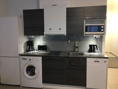 Arctic Resort Delight, Private kitchen