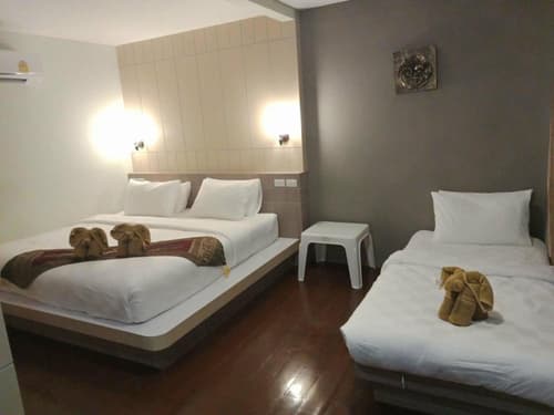 Charming Lipe Beach Resort, Room