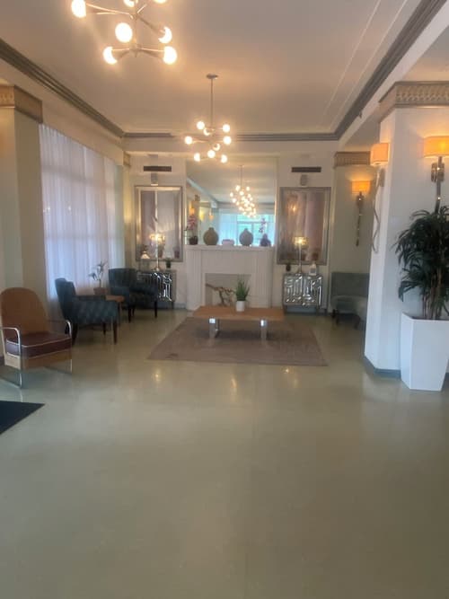 Broadmore Miami Beach, Lobby sitting area
