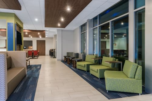 Holiday Inn Express & Suites Lake Havasu - London Bridge by IHG, Lobby