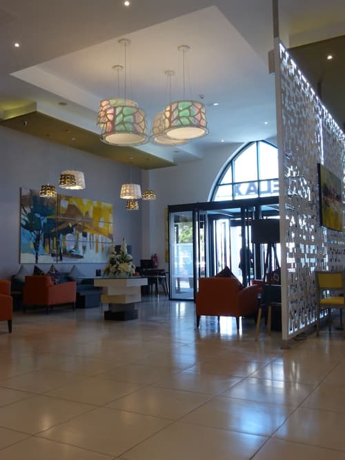 Relax Hotel Casa voyageurs, Reception