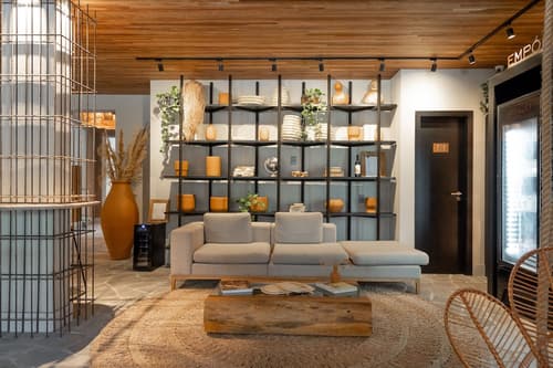 Pauli Boutique Hotel, Interior entrance