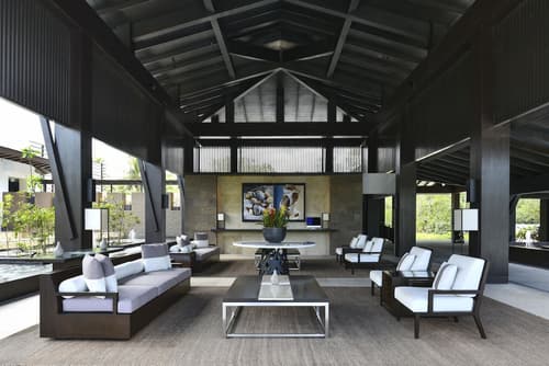 Seda Lio, Lobby sitting area