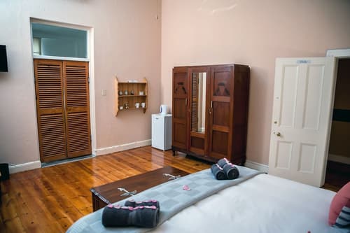 Petal's Place Guest House, Room