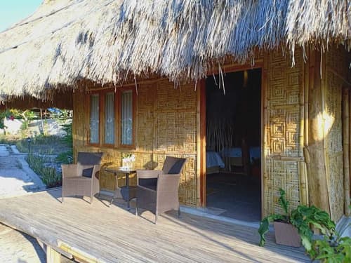 Mario Hotel and Cafe, Balcony