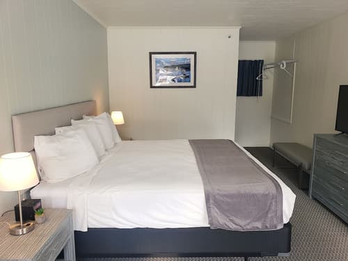 Anchorage Motel, Room