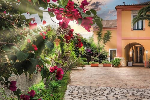 Casale Romano Resort, Front of property