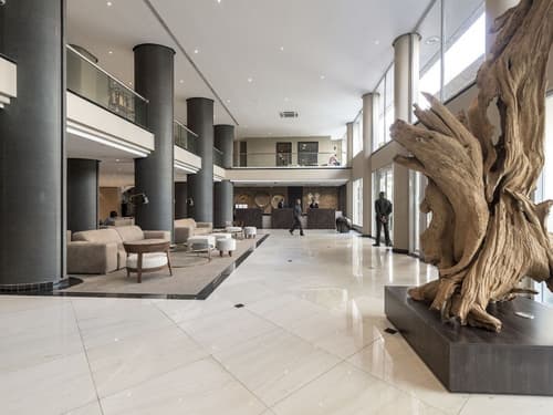 Hotel Avenida, Lobby lounge