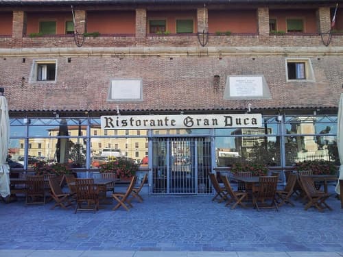 Hotel Gran Duca, Exterior detail