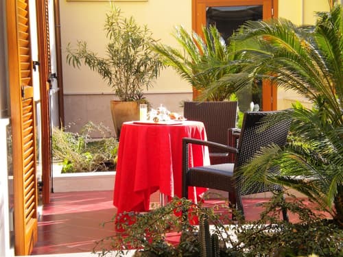 Diana Pompei, Terrace/patio