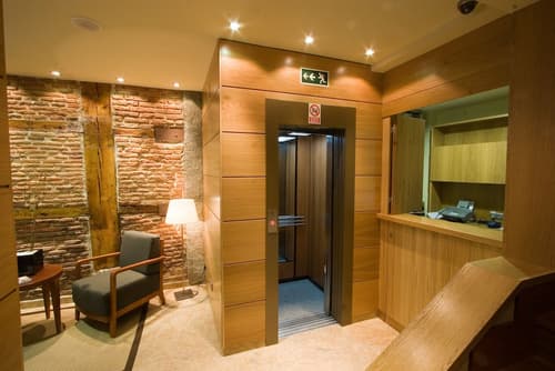 Windsor Puerta del Sol, Lobby sitting area