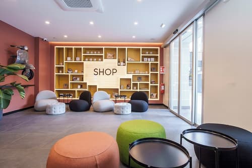 Aparthotel Colombo Roma, Reception