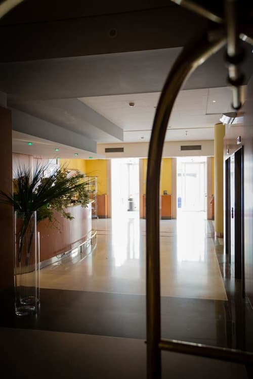 Hotel San Domenico al Piano, Interior entrance