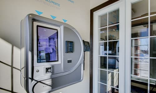 Hotel Marineau Shawinigan, Check-in/check-out kiosk