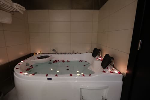 Continent Hotel Al Waha Riyadh, Room