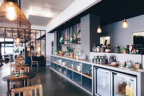 Eyja Guldsmeden Hotel, Restaurant