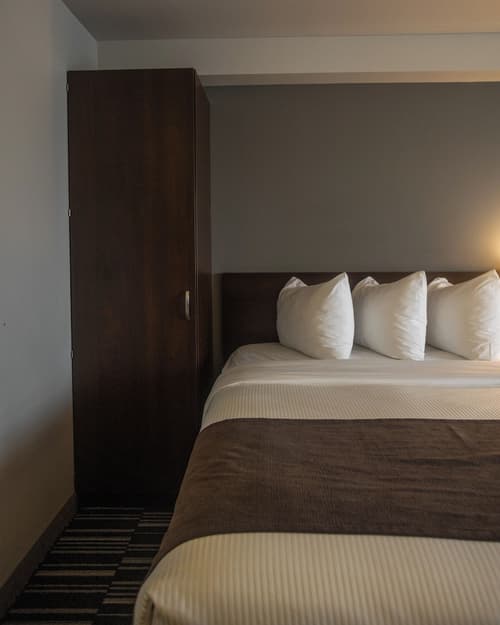 Microtel Inn and Suites by Wyndham Mont Tremblant, Room