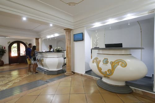 Charme Hotel La Bitta, Check-in/check-out kiosk