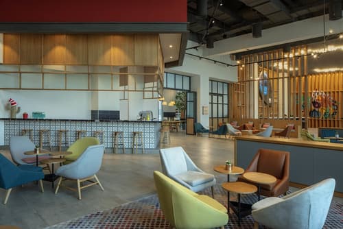 Rove At The Park, Lobby sitting area